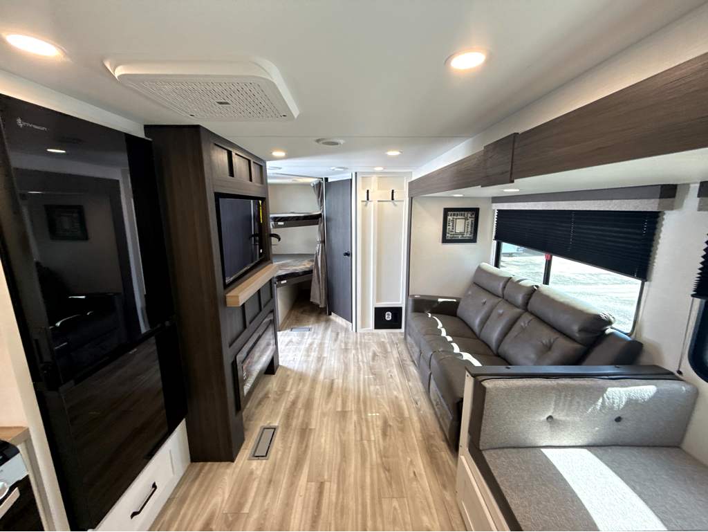 2027 VENTURE RV SIENNA 271VBH - Image 13