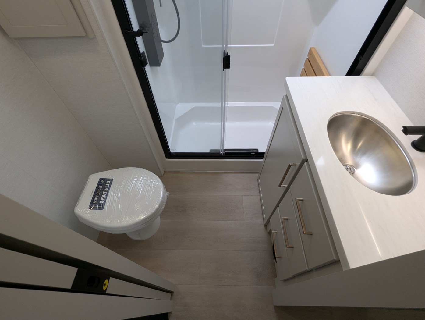 2027 Alliance RV Paradigm 310RL - Image 27