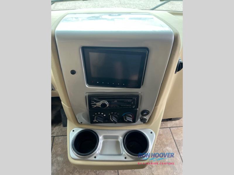 2014 TIFFIN 32BR - Image 8