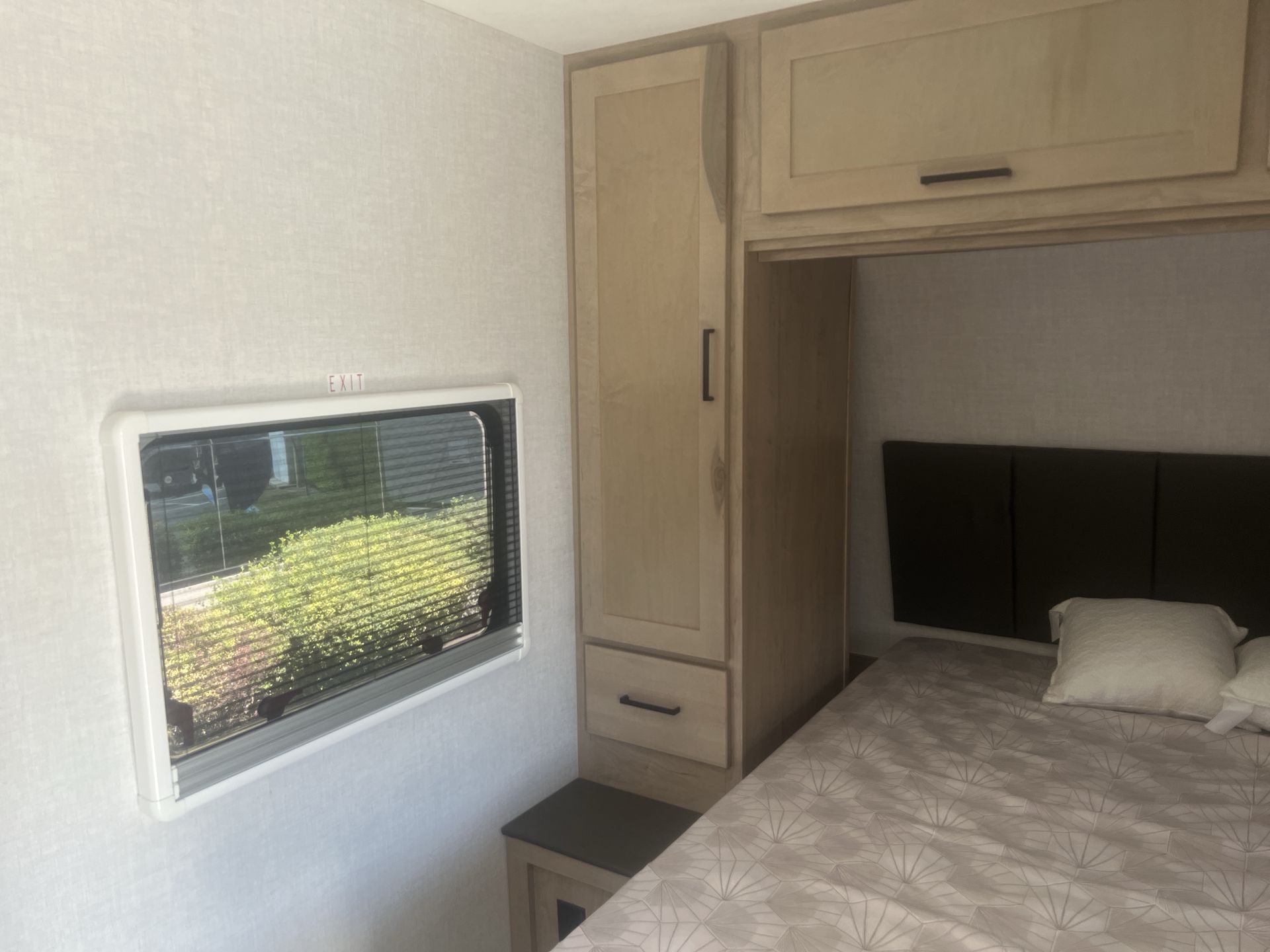 2027 Ember RV Touring Edition 2300MLL - Image 32