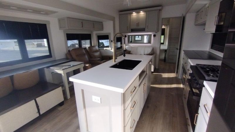 2026 Brinkley RV Model Z 3515 - Image 6