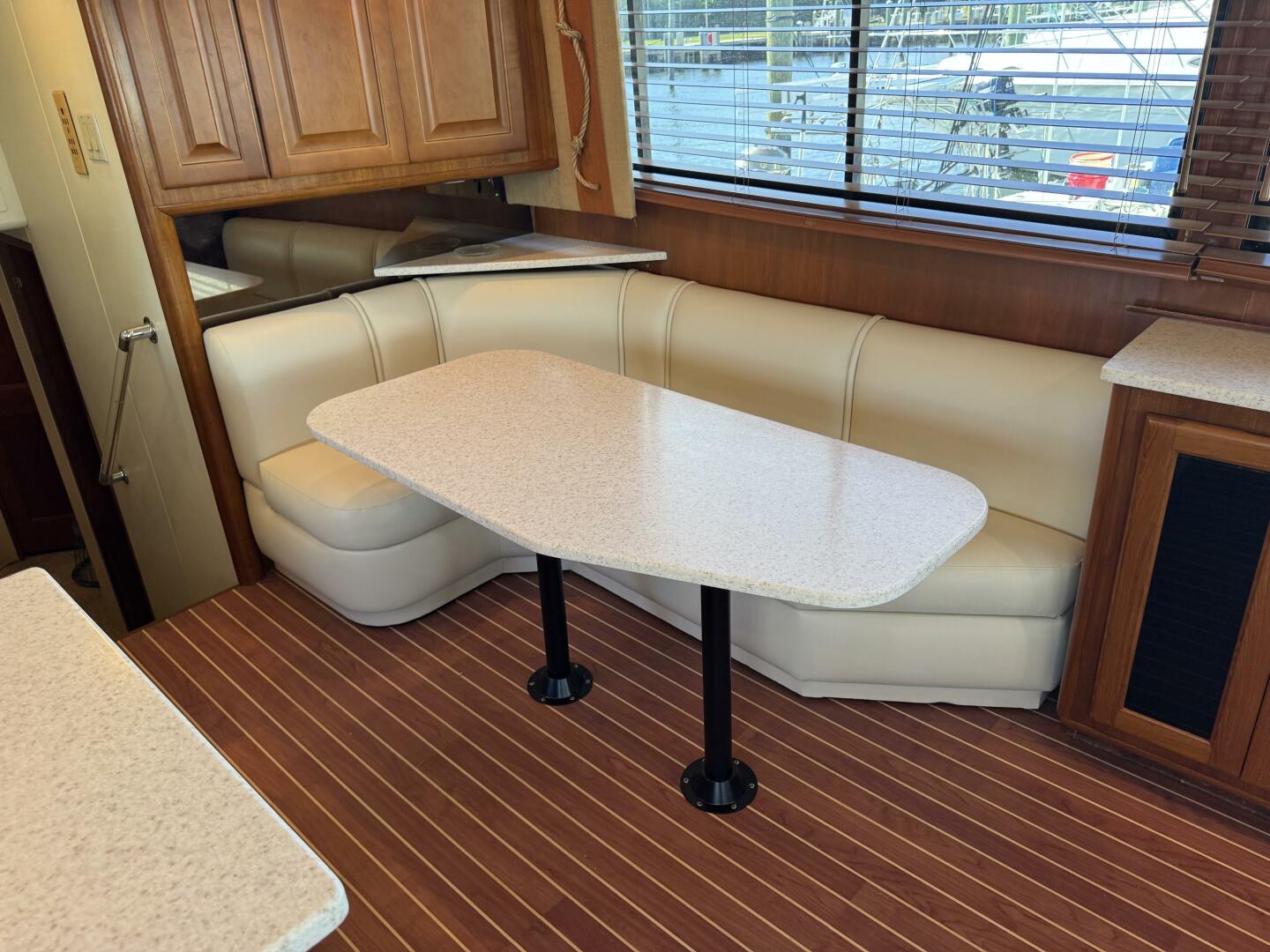 1995 Viking 58 Convertible - Image 16
