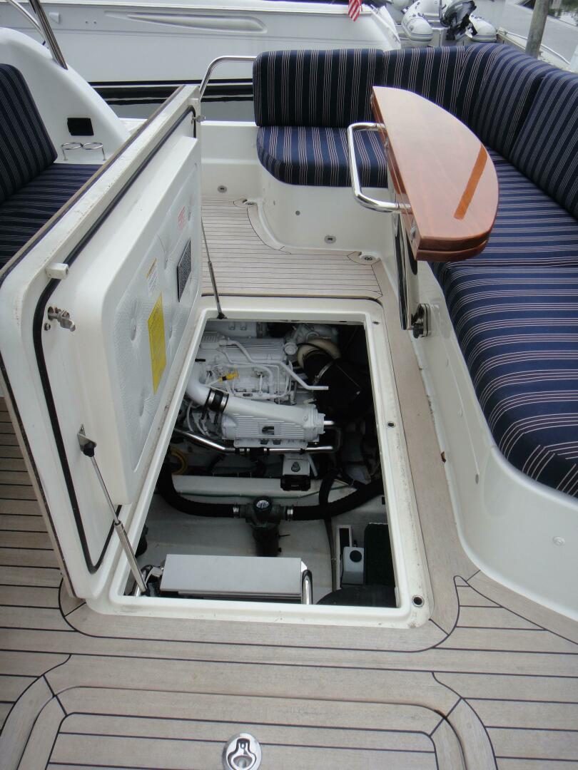 2018 Sabre 48 Salon Express - Image 28