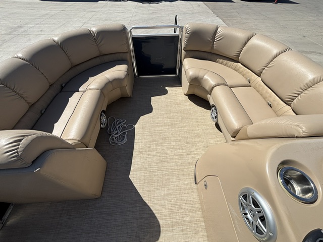 2016 HARRIS CRUISER 220CW - Image 25