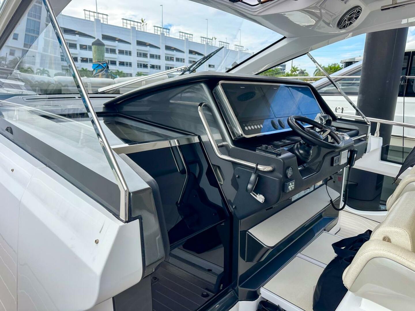 2023 Azimut Verve 47 - Image 26