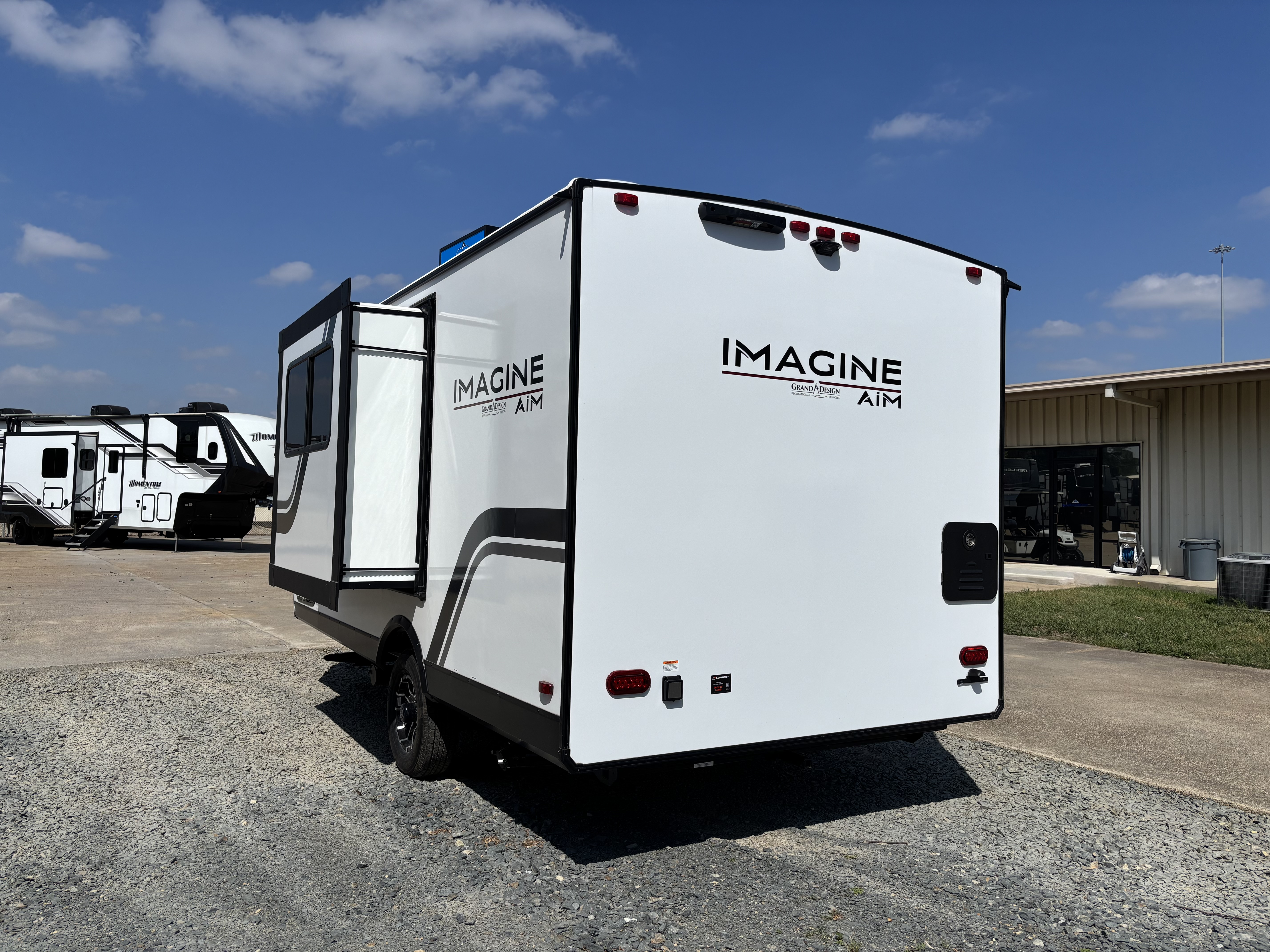 2026 Grand Design Imagine AIM 16MLA - Image 6