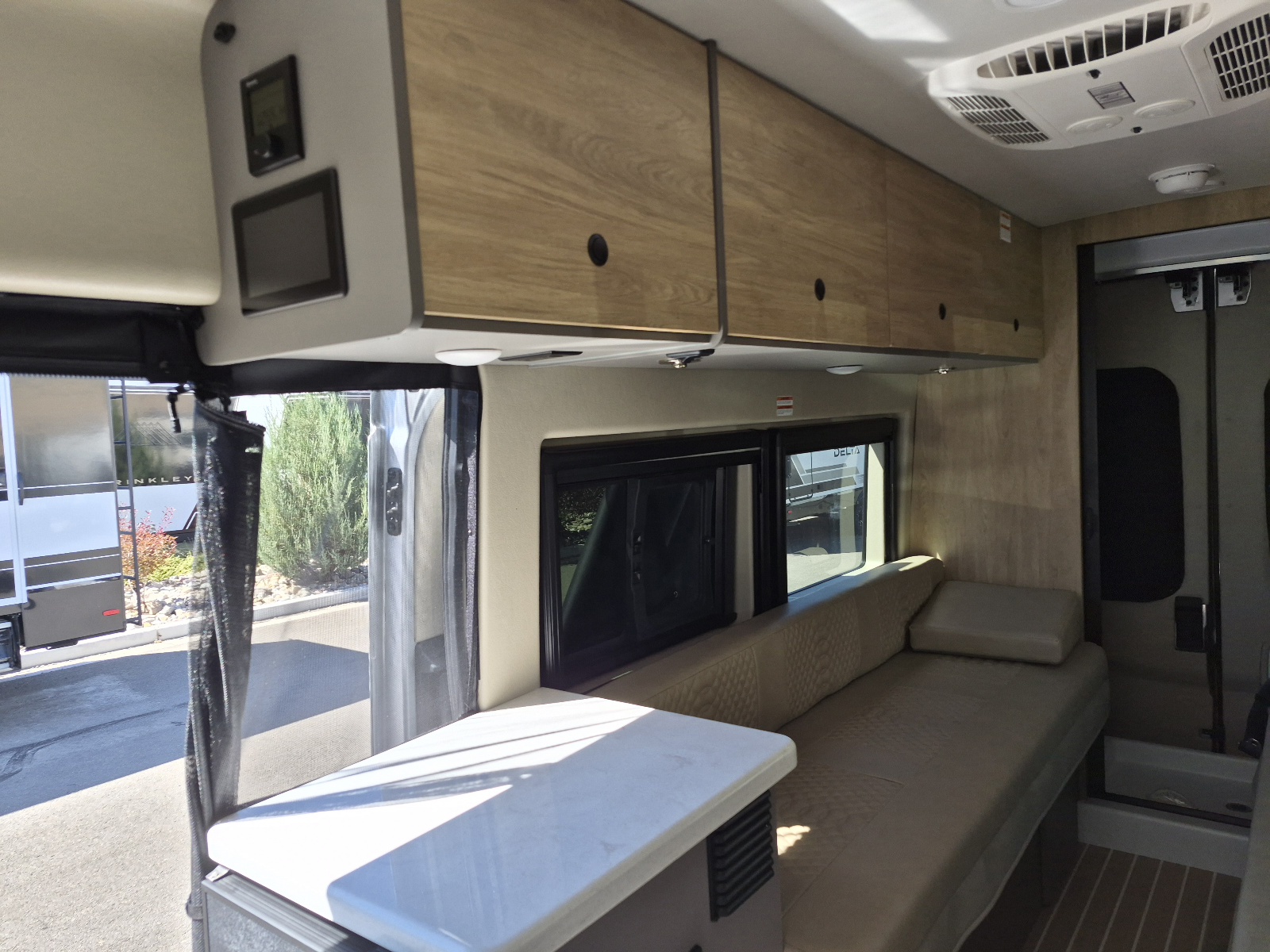2027 Entegra Coach Expanse 21T - Image 9