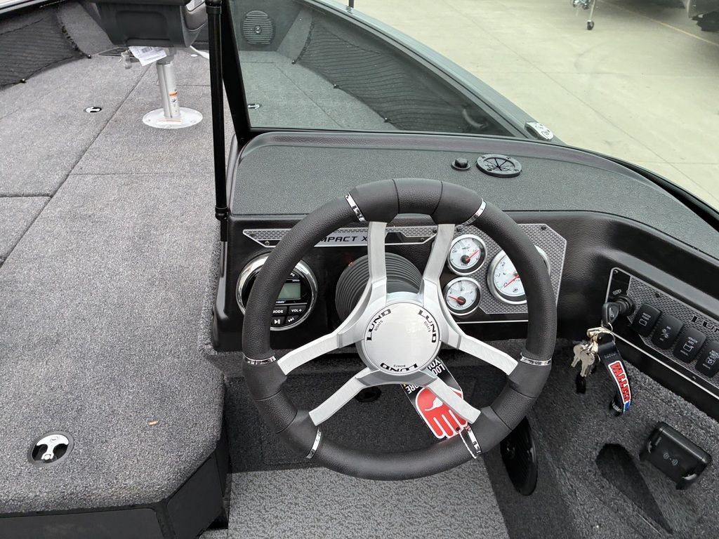 2026 Lund 2075 Impact XS Sport - Image 21