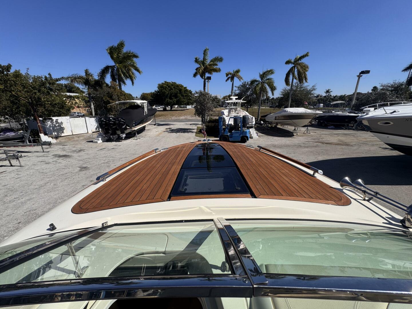 2019 Chris-Craft - Image 16