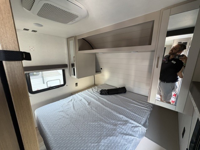 2027 Jayco Jay Flight SLX 261BHS - Image 11