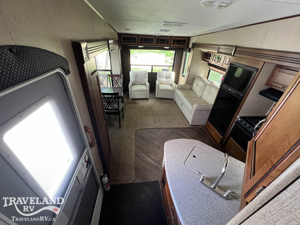 2013 Heartland Sundance XLT SD XLT 285TS - Image 11