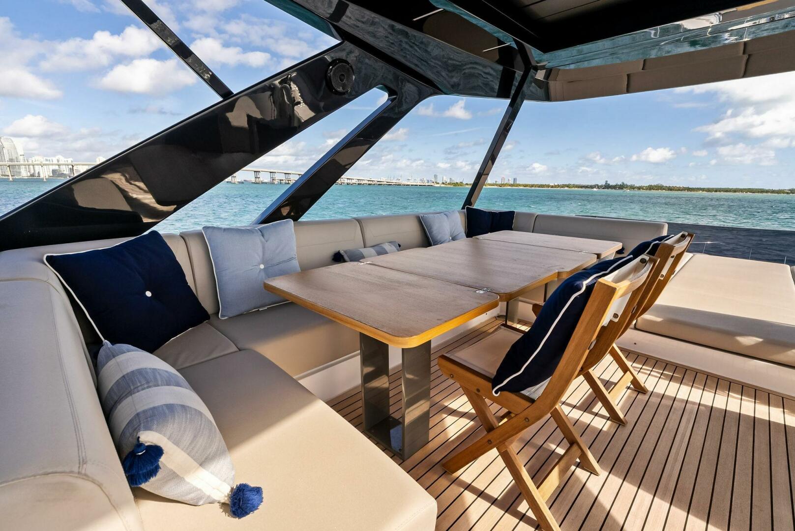 2024 Ferretti Yachts 720 - Image 40