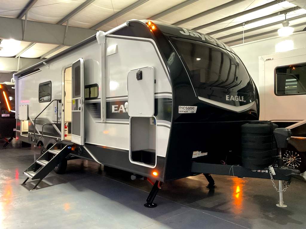 2026 JAYCO Eagle 265 FKDS HT - Image 2