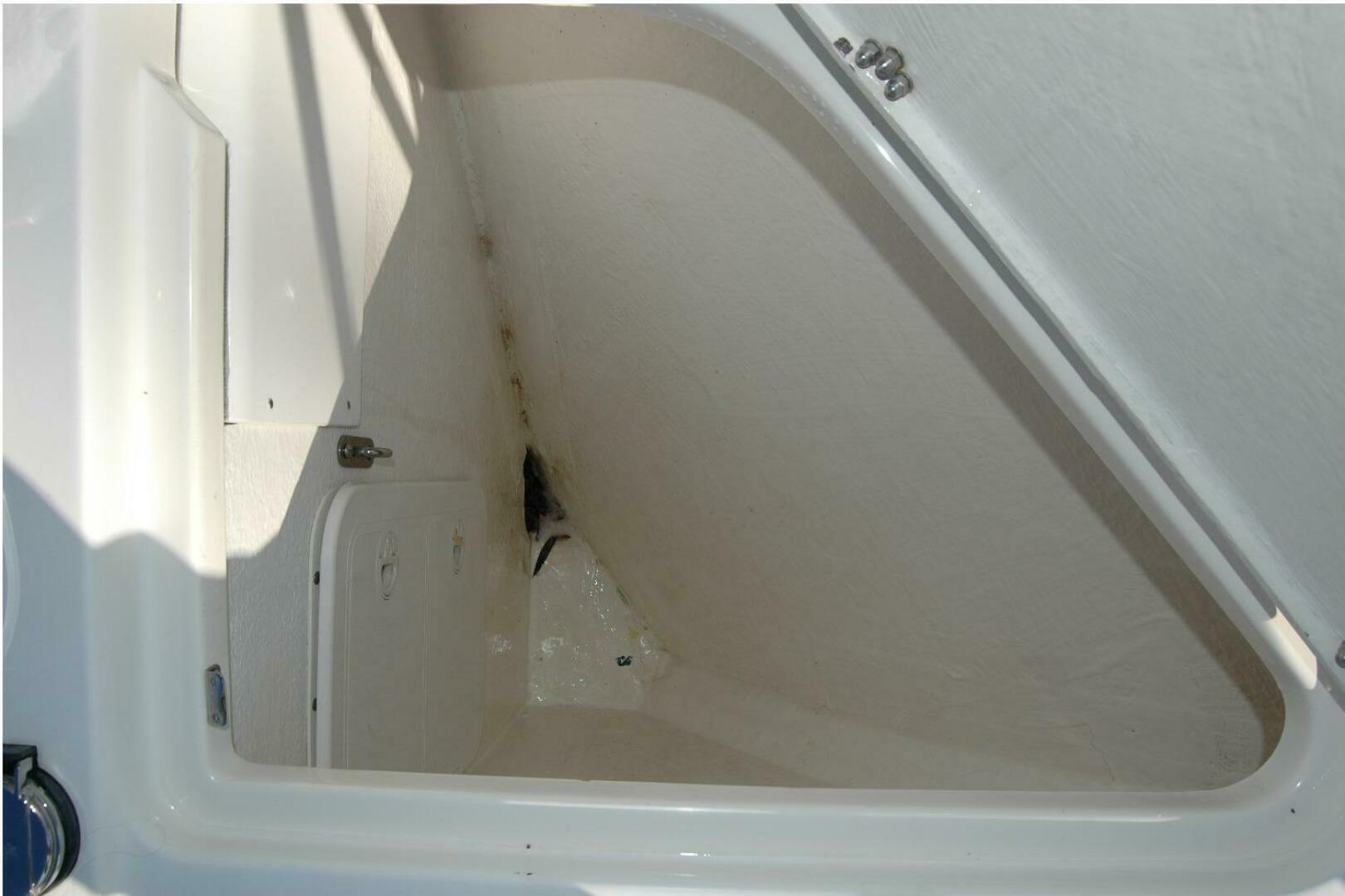 2019 Sabre 38 Salon Express - Image 30