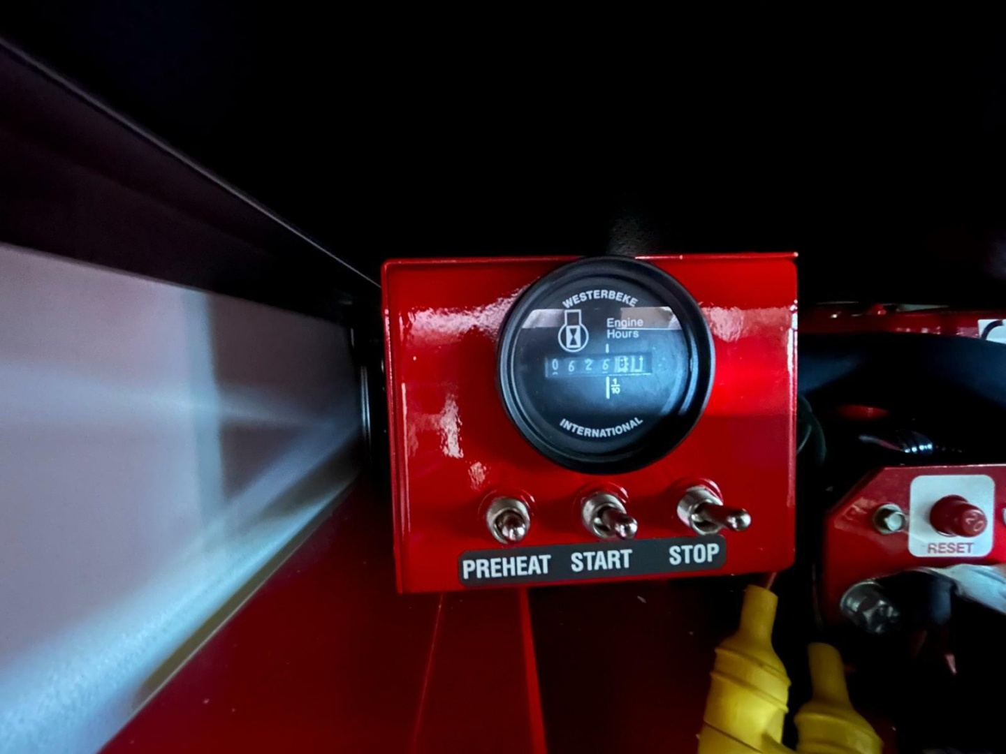 2007 Formula 40PC - Image 38