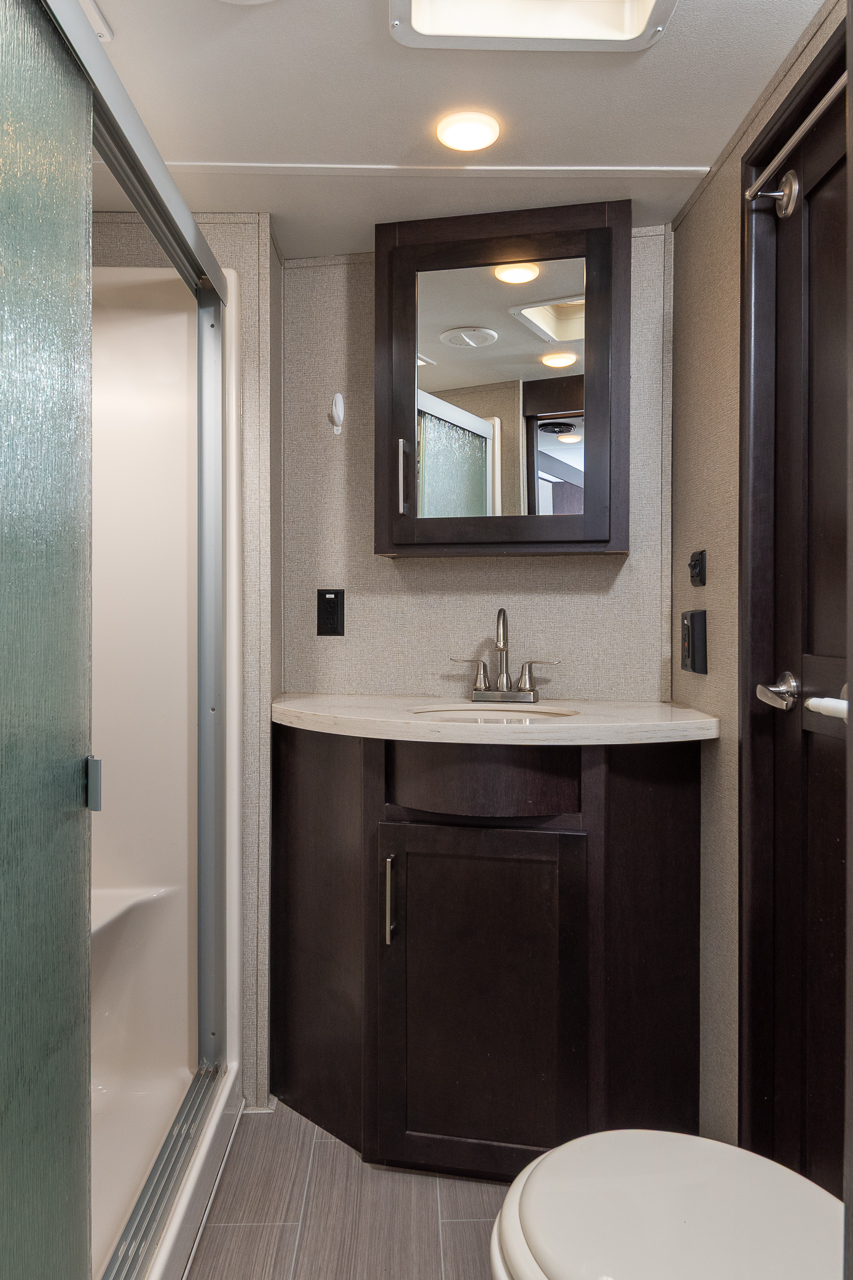 2017 Keystone Raptor 424TS - Image 58