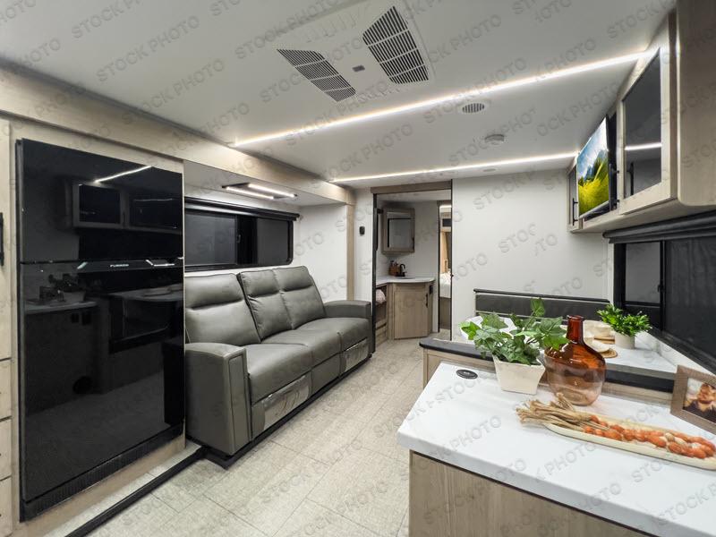 2026 GRAND DESIGN 23LDE - Image 2