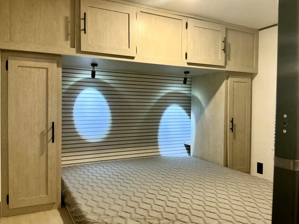 2026 COACHMEN 290BH - Image 18