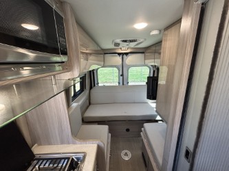 2023 THOR MOTOR COACH SEQUENCE 20J - Image 26