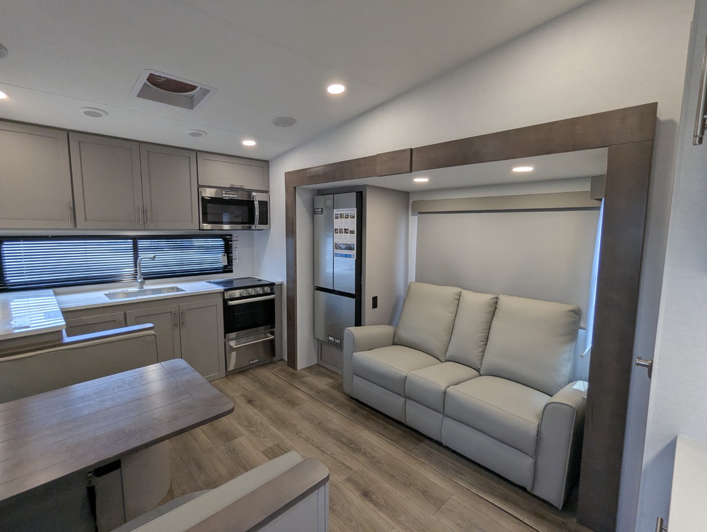 2026 Alliance RV Avenue 23ML - Image 13