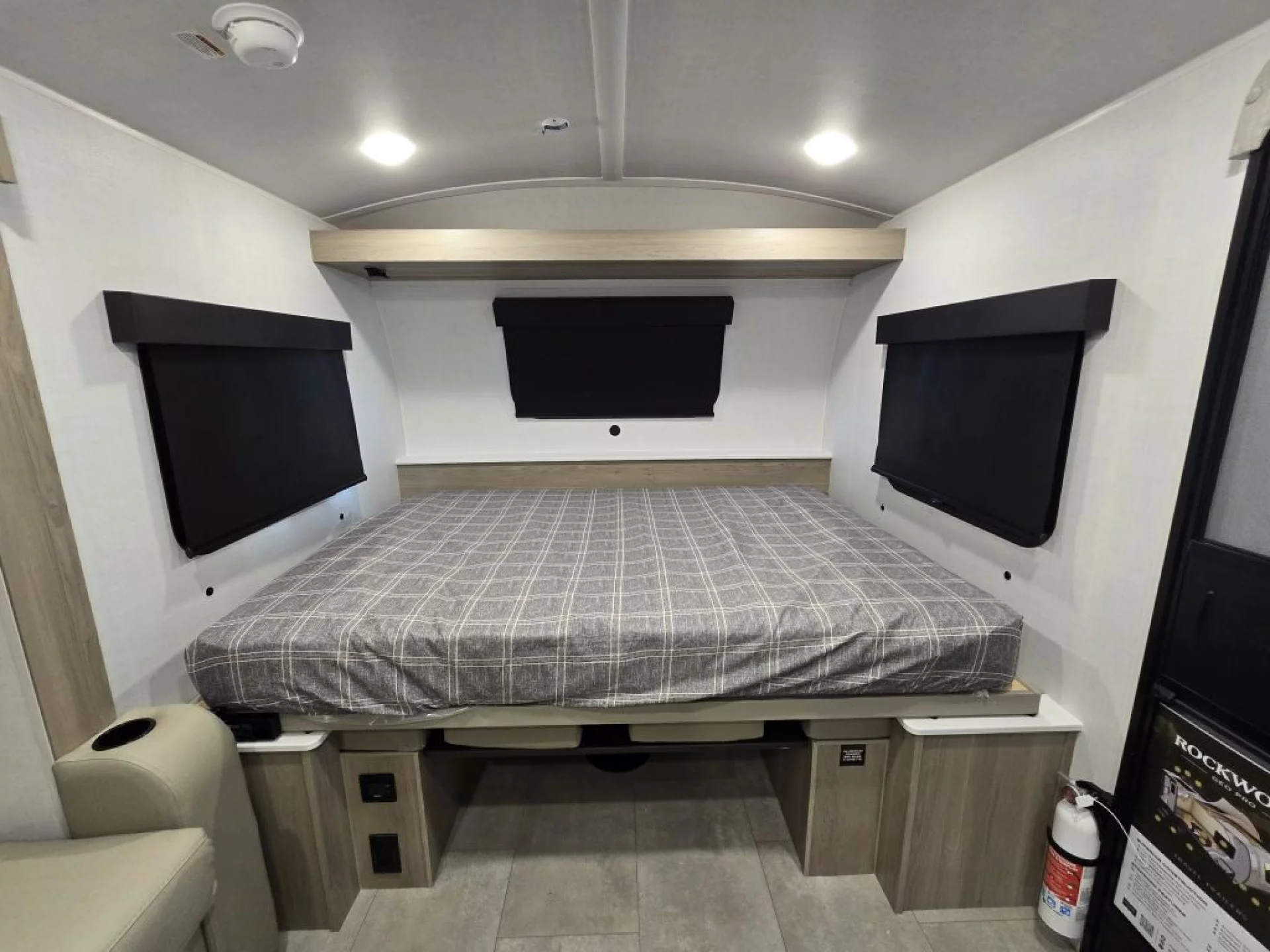 2026 FOREST RIVER ROCKWOOD GEO PRO 20BHT - Image 10