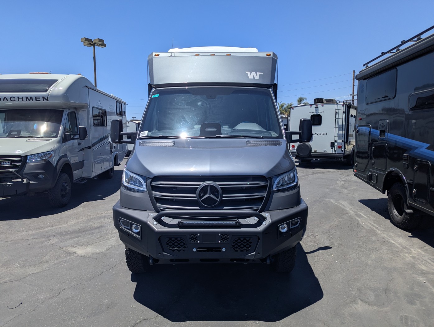 2026 Winnebago EKKO Sprinter 23B -Pop-Top AWD - ATH Edition - Image 2