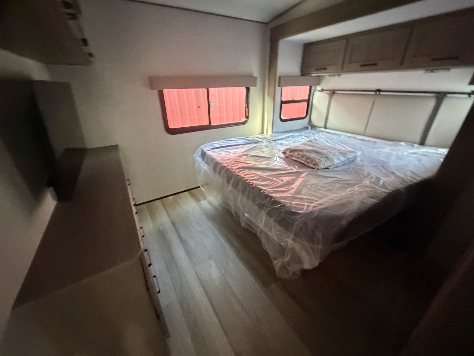 2025 GRAND DESIGN 360FLS - Image 21