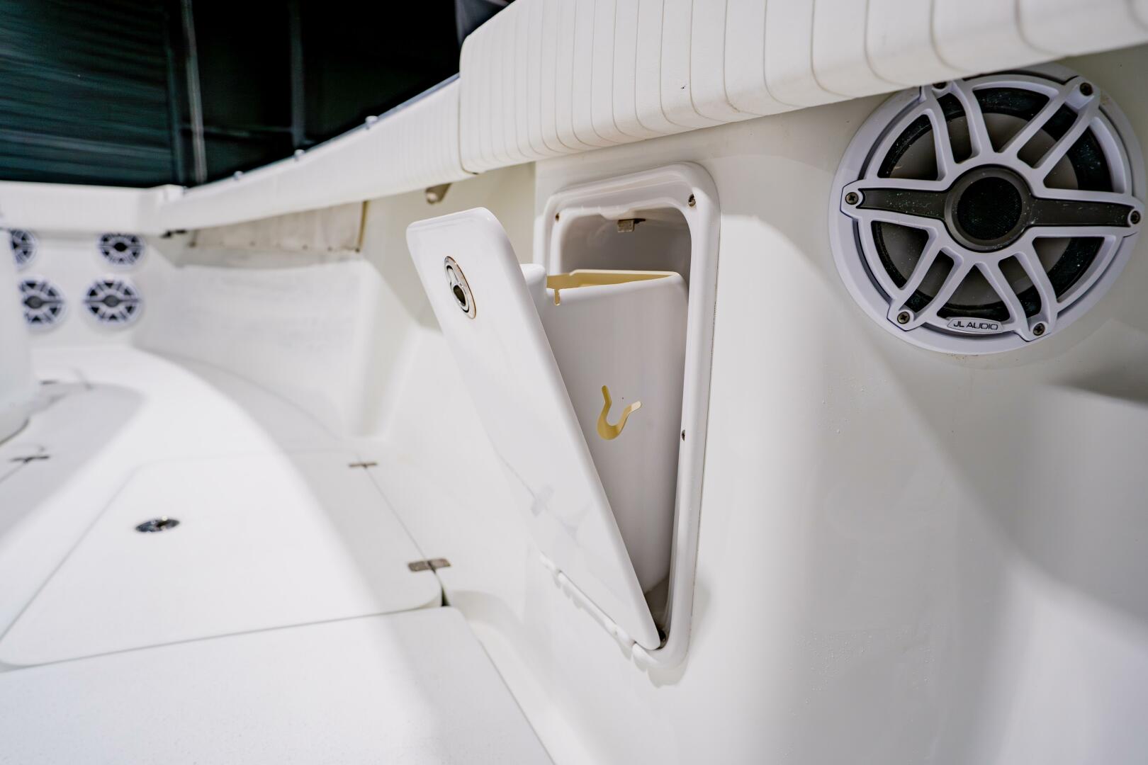 2012 Yellowfin 39 Offshore - Image 14