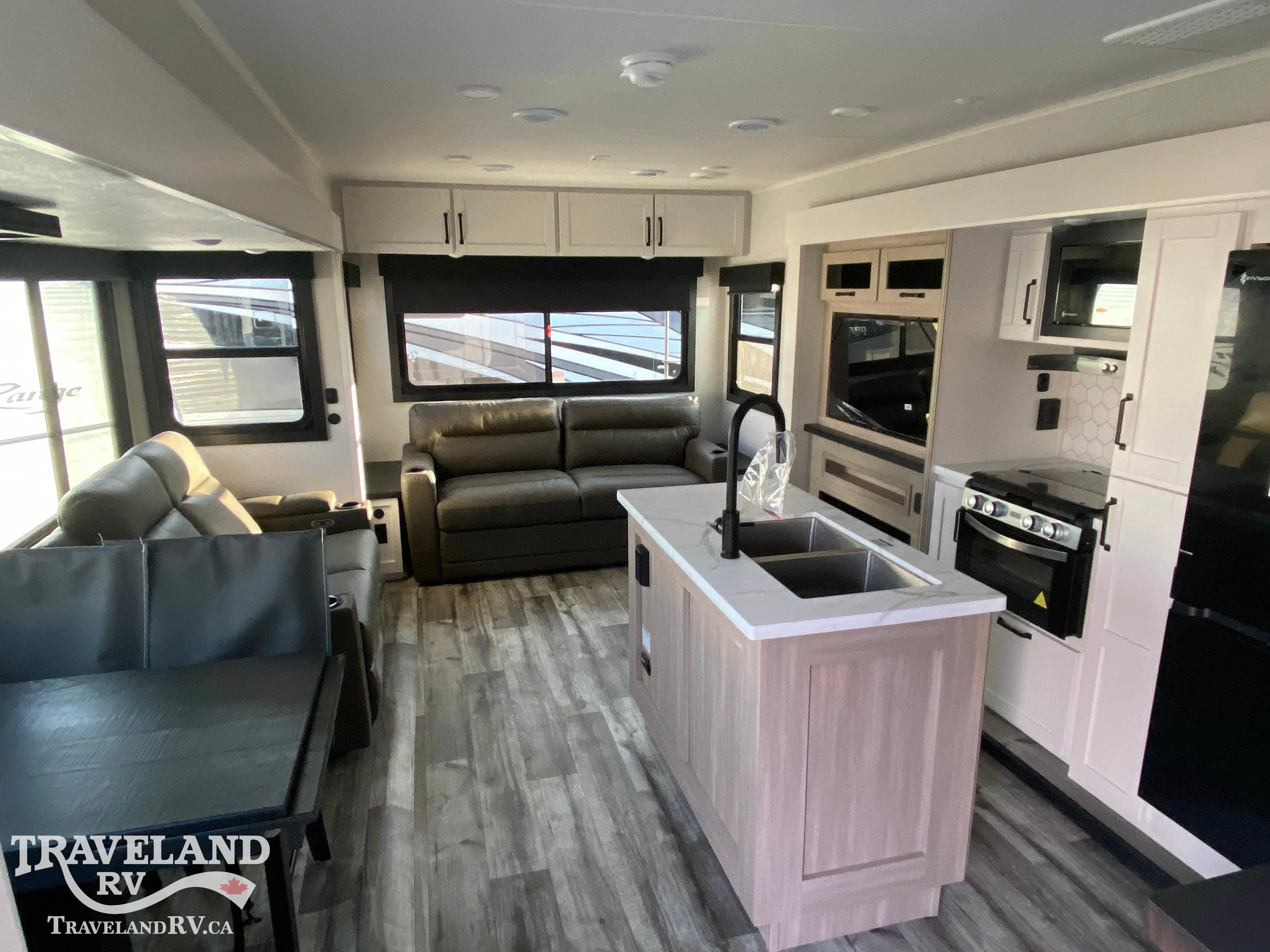 2026 Highland Ridge Open Range Roamer Light Duty 29RLTS - Image 3