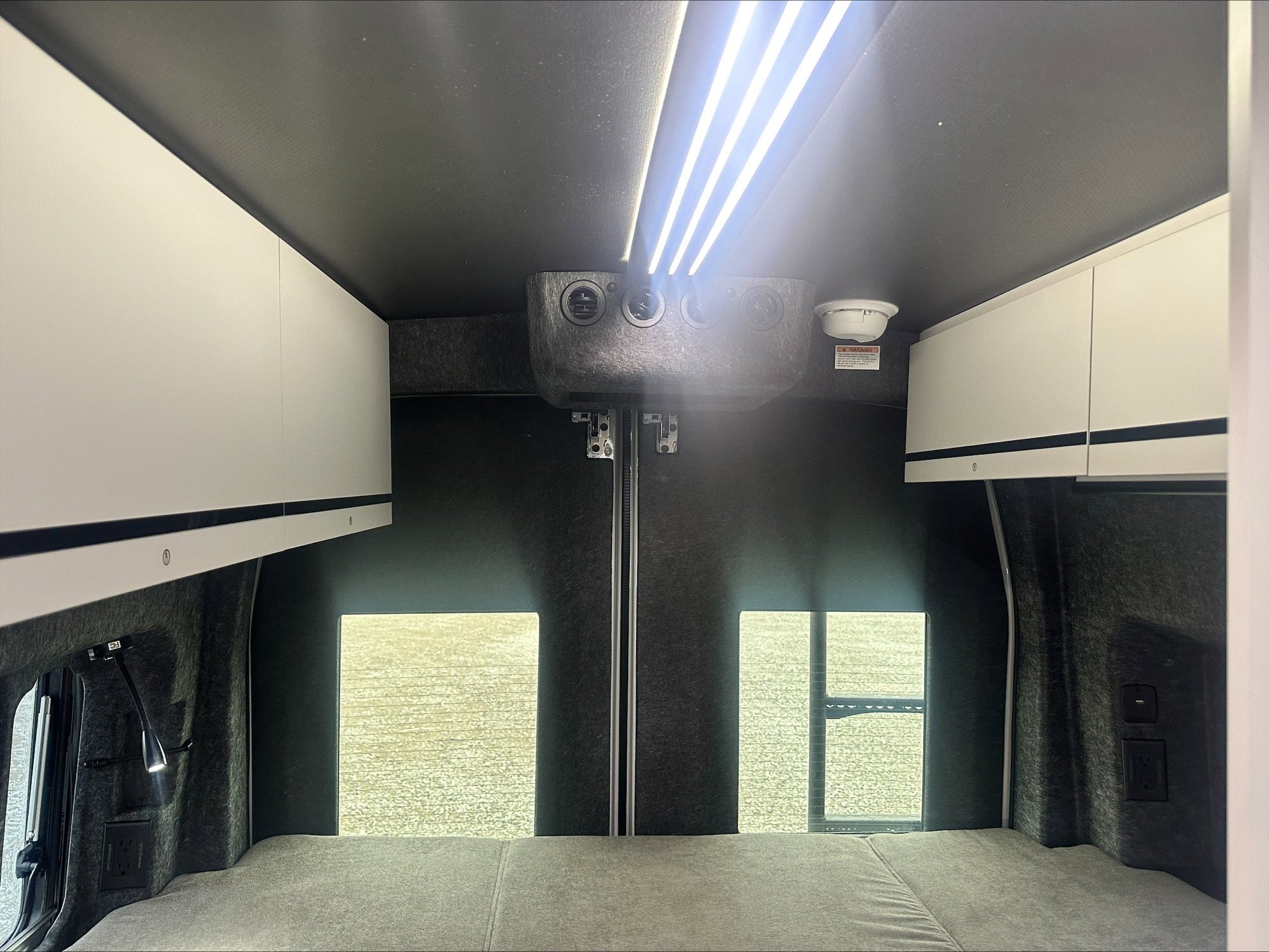 2026 GRAND DESIGN LINEAGE SERIESVT LVT1 - Image 19