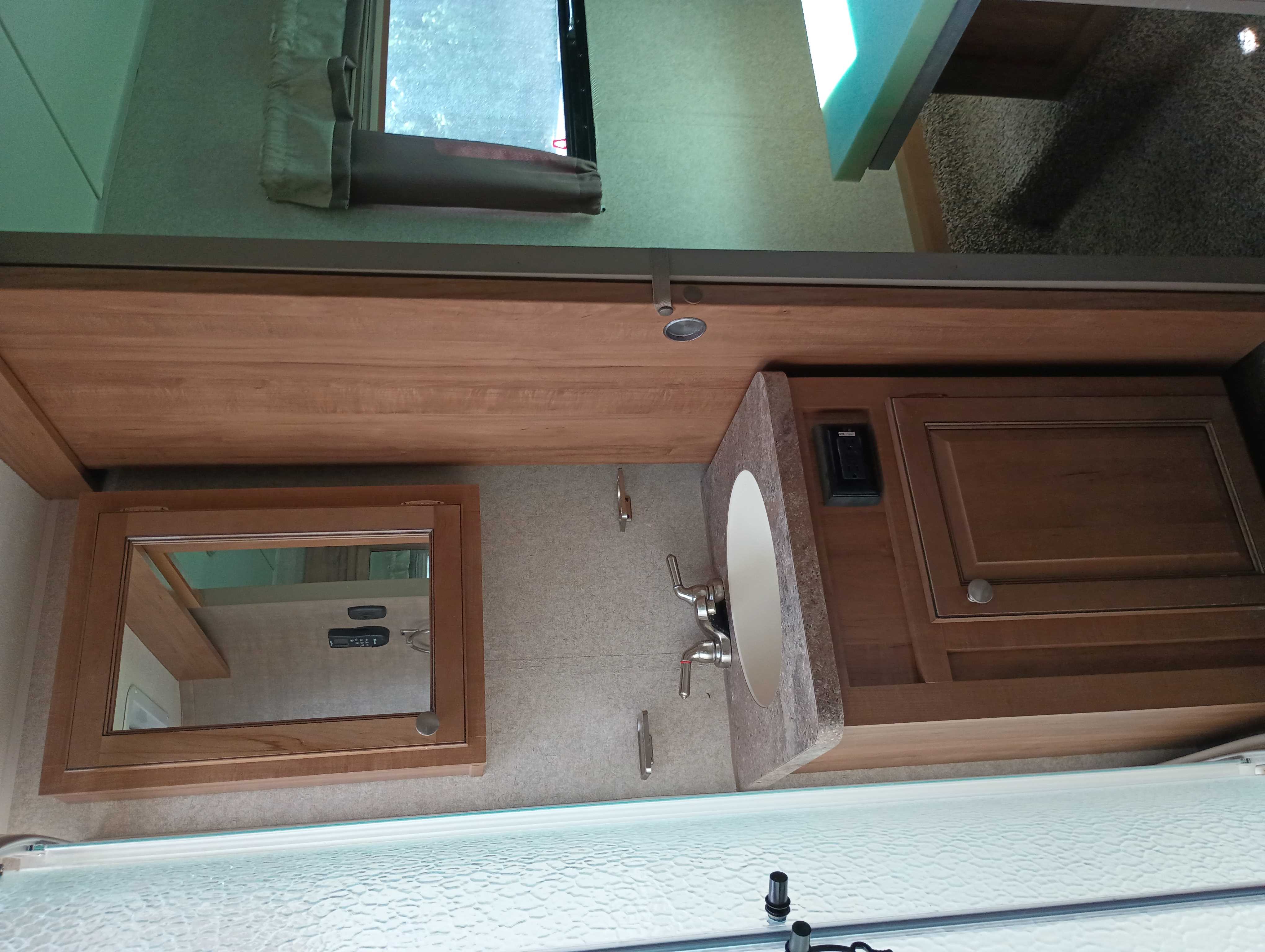 2015 Forest River Rockwood Ultra Lite 2650WS - Image 11