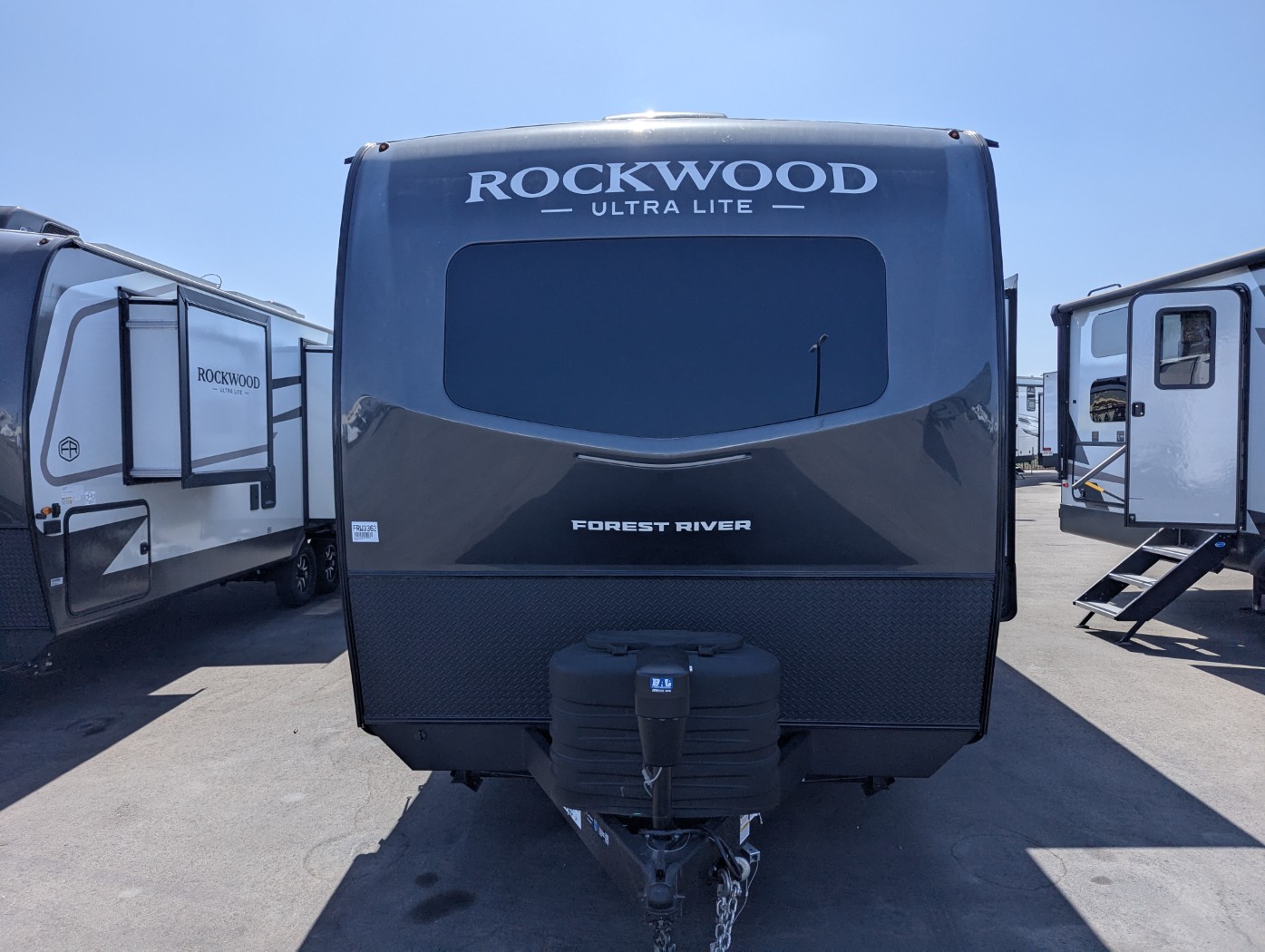 2027 Forest River Rockwood Ultra Lite 2706BH - Image 2
