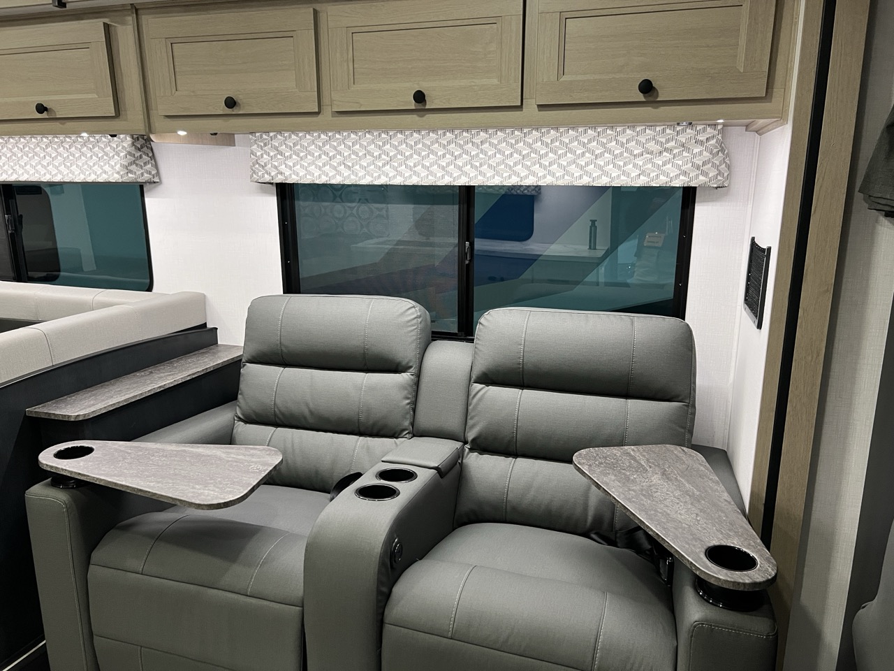 2026 Forest River Sunseeker 3010DSF - Image 9