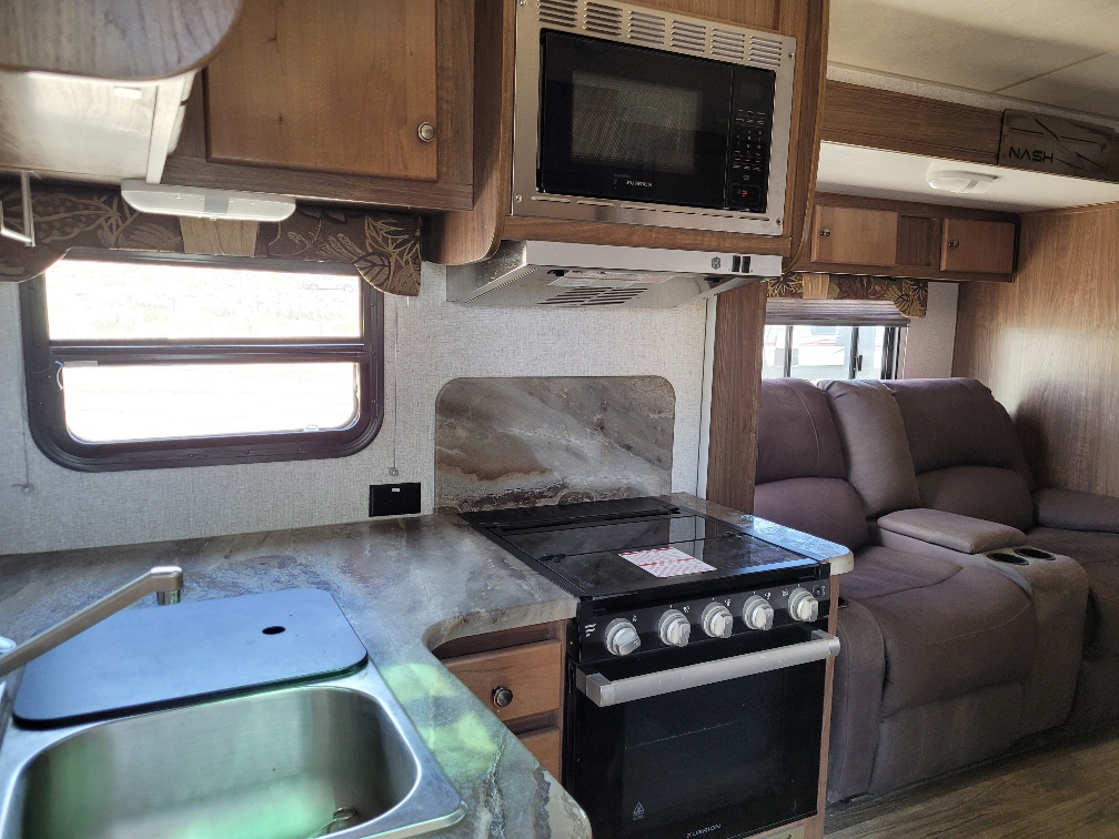 2022 Northwood Nash 24M - Image 4