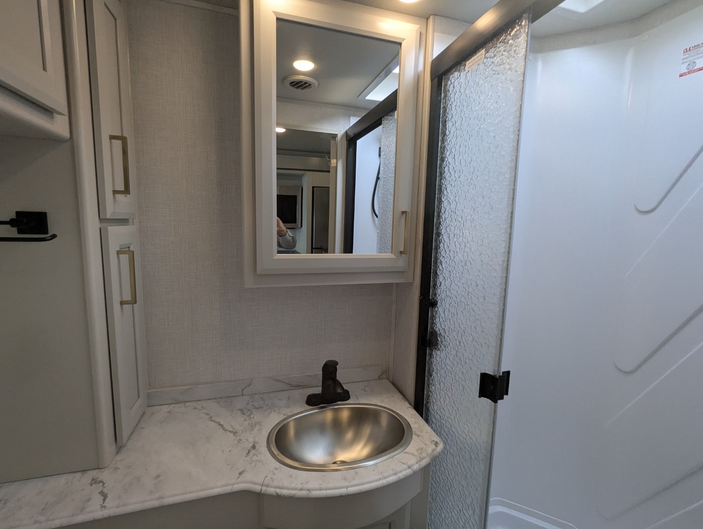 2026 Fleetwood Flair 29M - Image 24