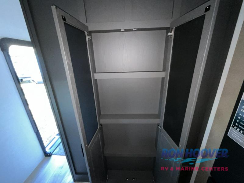 2026 FOREST RIVER 402CFL - Image 10