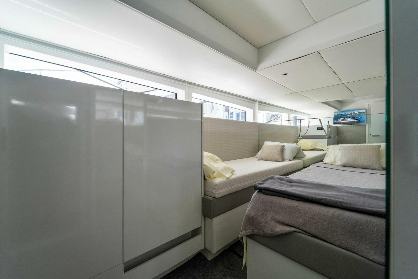 2019 Dutchcraft 56 Open - Image 38