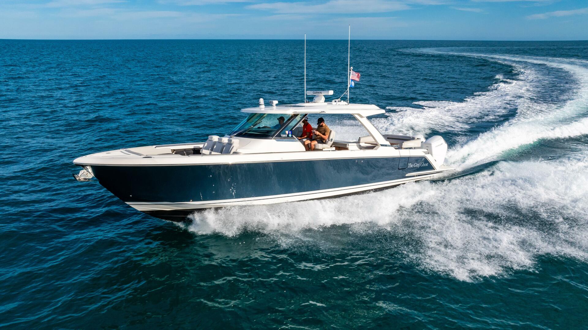 2022 Tiara Yachts 43 LS - Image 25