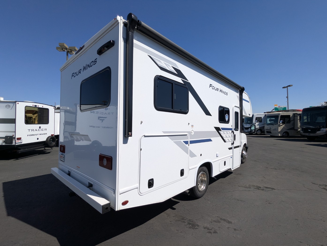 2027 Thor Motor Coach Four Winds 21Z - Image 6