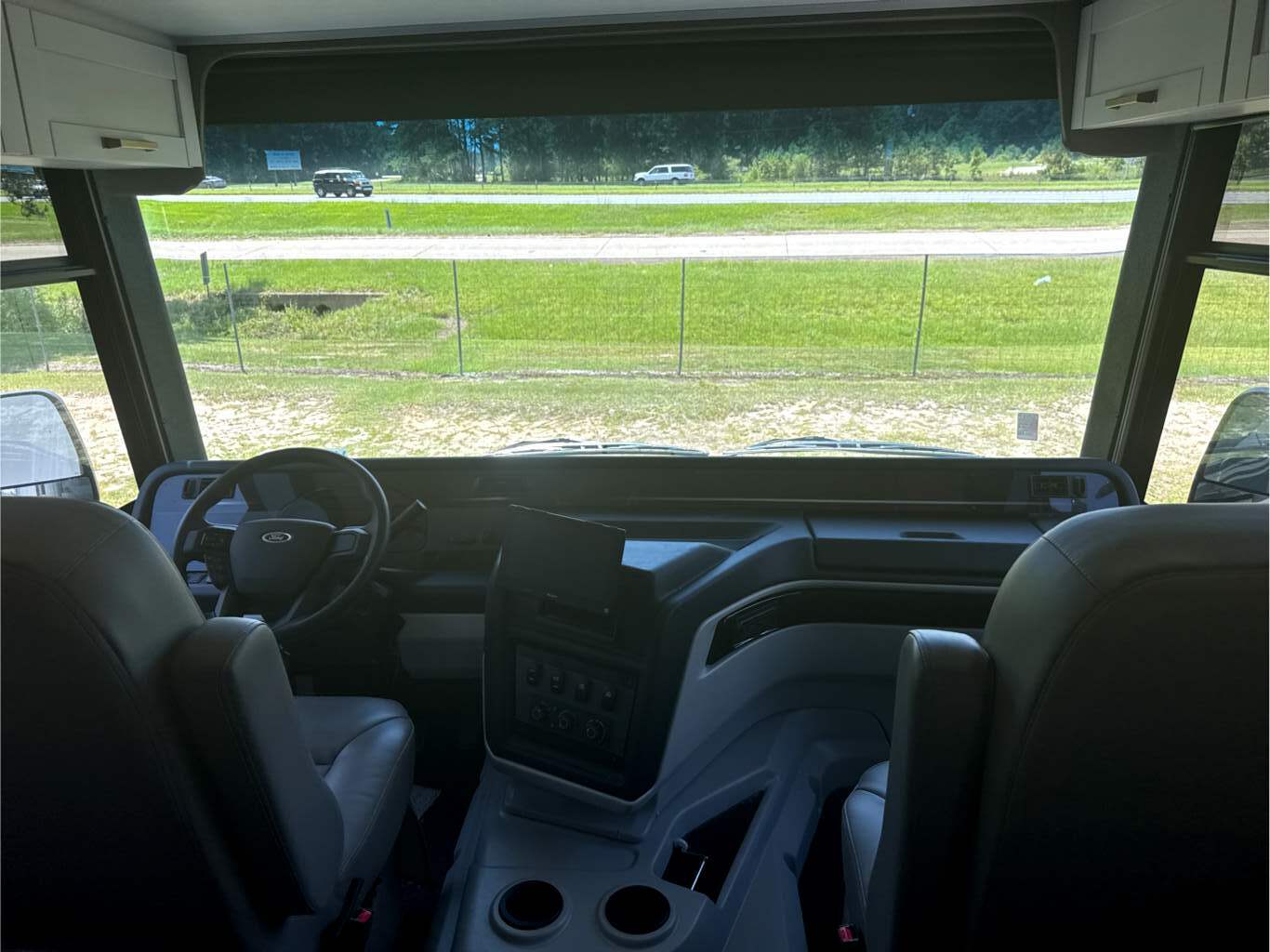 2027 ENTEGRA COACH VISION XL 31UL - Image 7