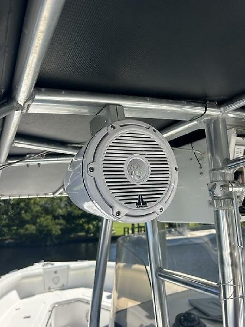 2000 Century 3100 Center Console - Image 14
