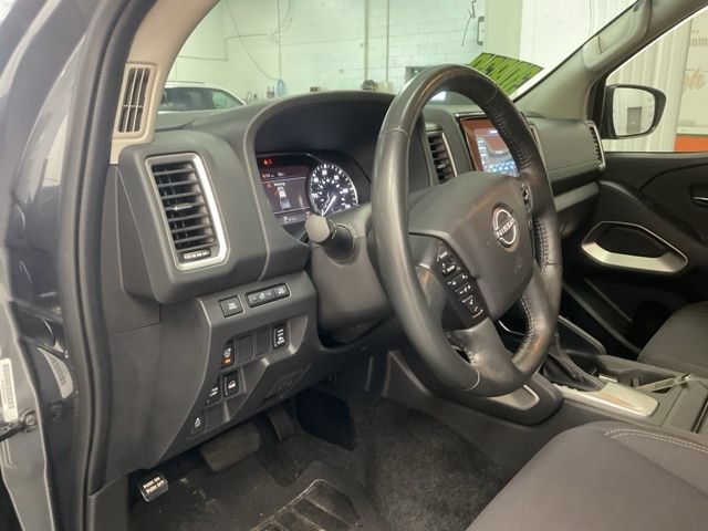 2023 Nissan FRONTIER CREW CAB-V6 Crew Cab SV 4WD - Image 15
