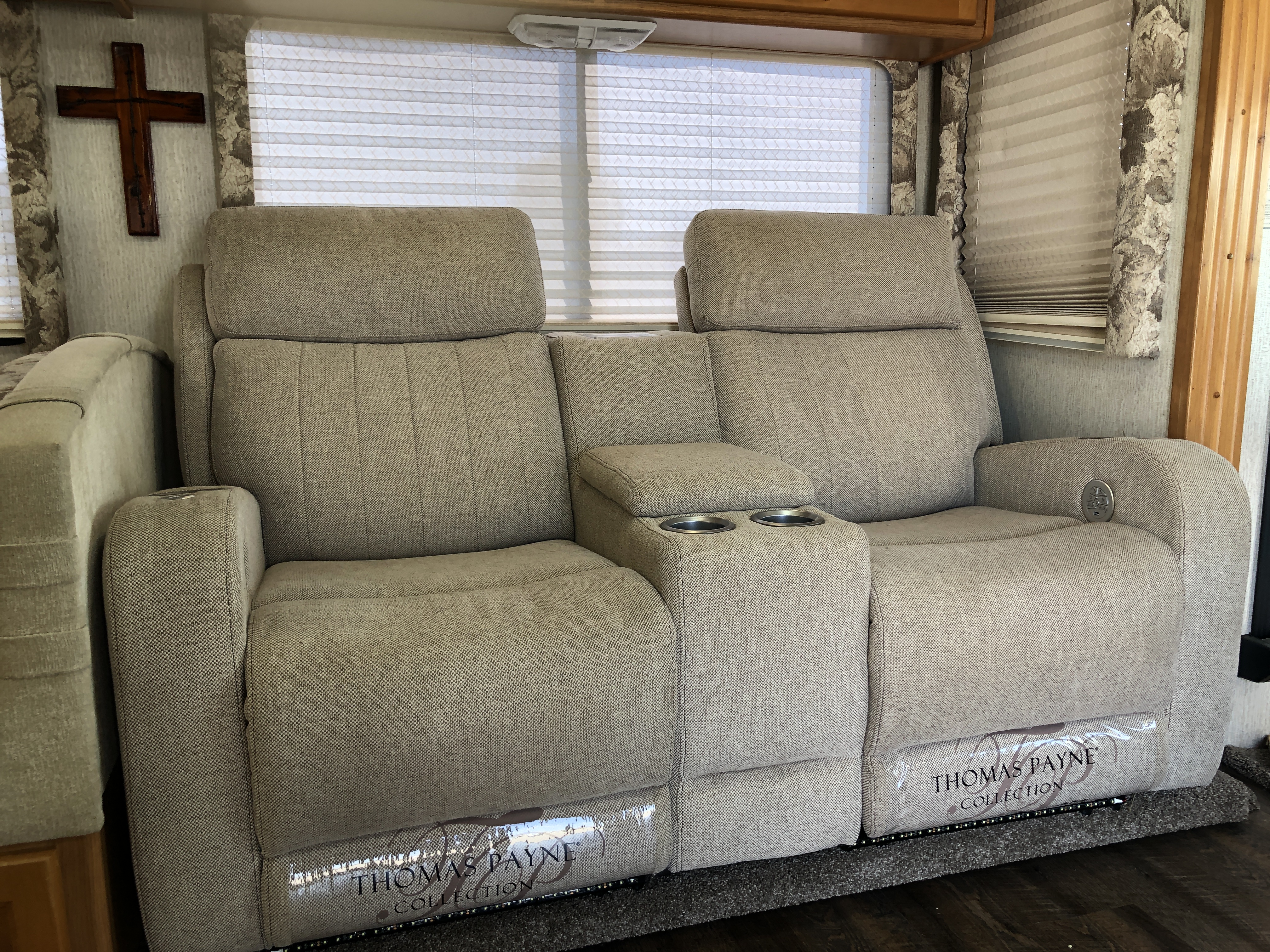 1999 FLEETWOOD SOUTHWIND 34N - Image 19
