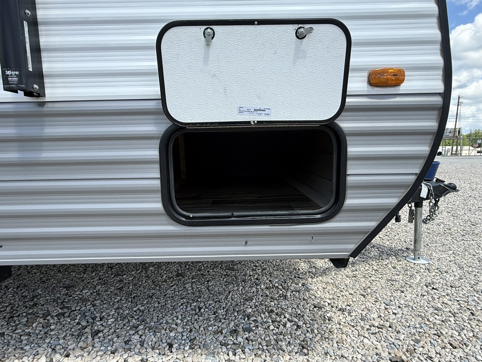 2024 Dutchmen Coleman 17B - Image 6