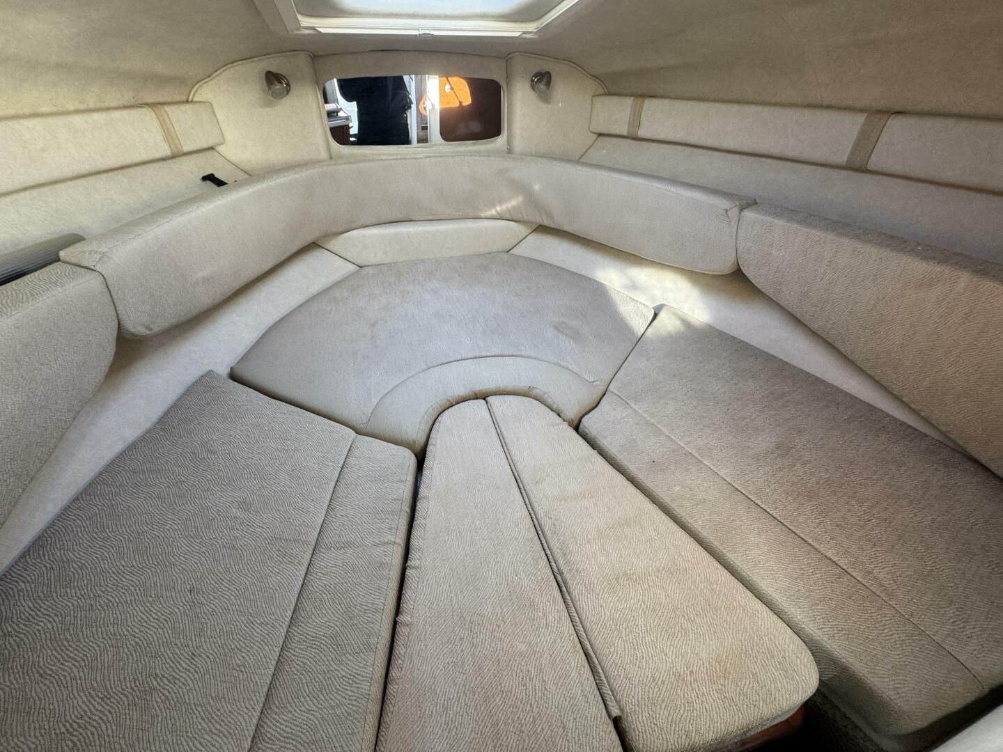 2008 Sea Ray 240 Sundancer - Image 7