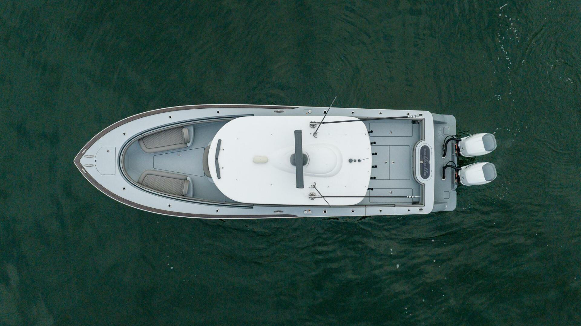 2023 Valhalla Boatworks V-33 - Image 3