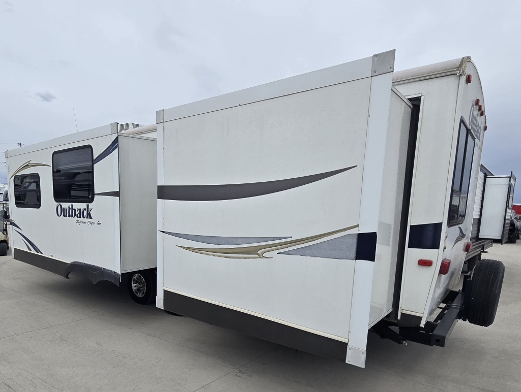 2012 Keystone Outback 312BH - Image 4