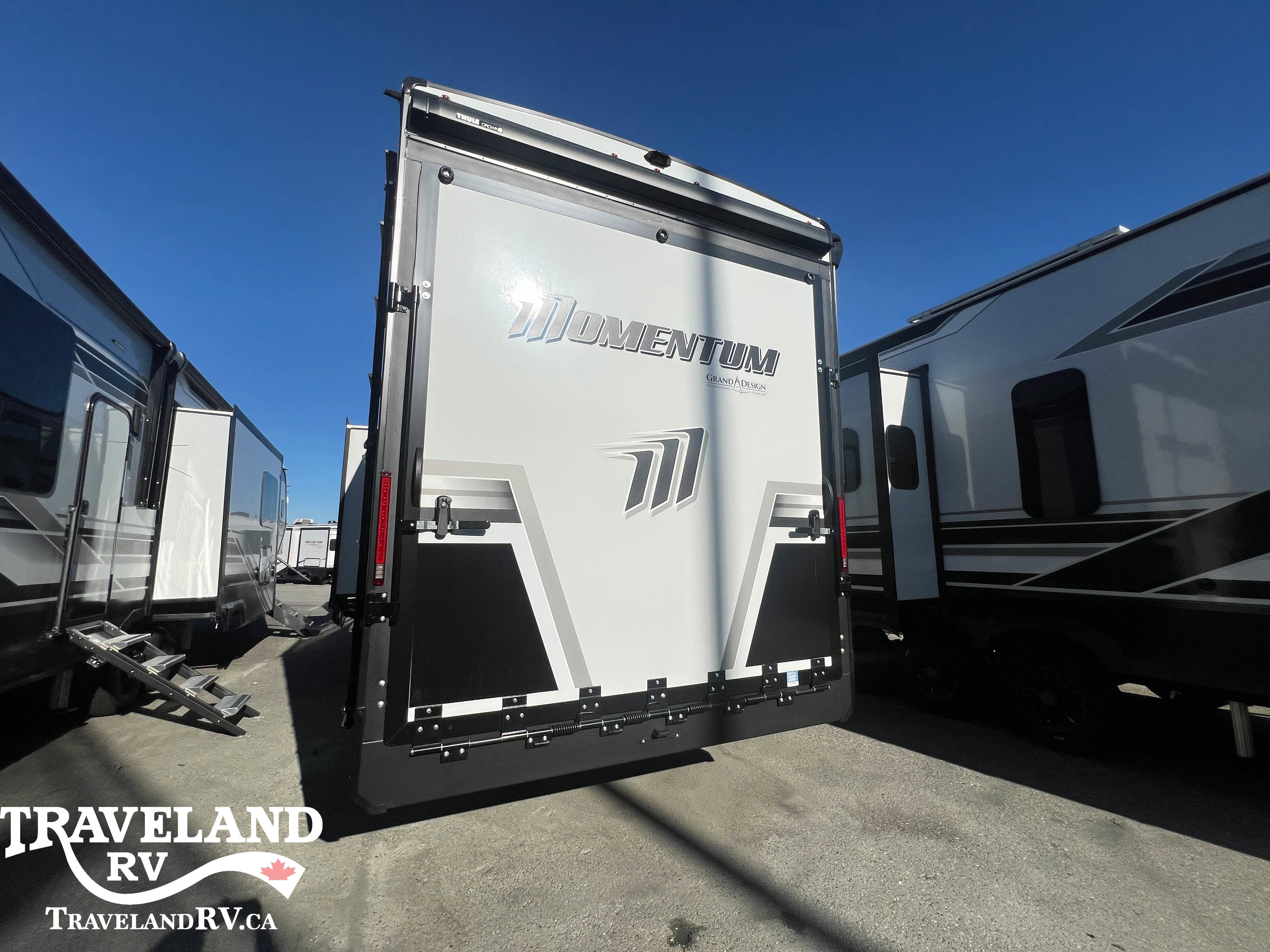 2026 Grand Design Momentum G-Class 320G - Image 7