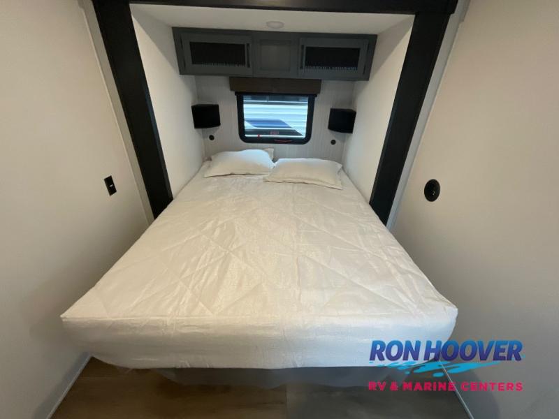 2026 PALOMINO PUMA 421LFT - Image 21