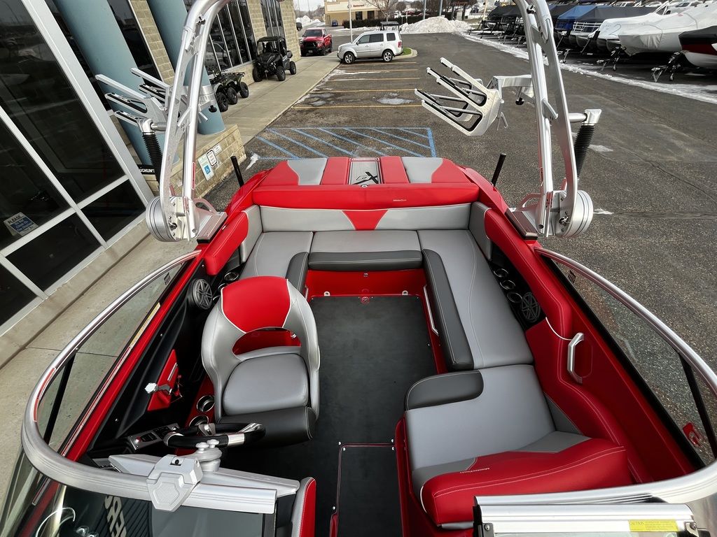 2016 MasterCraft X2 - Image 22